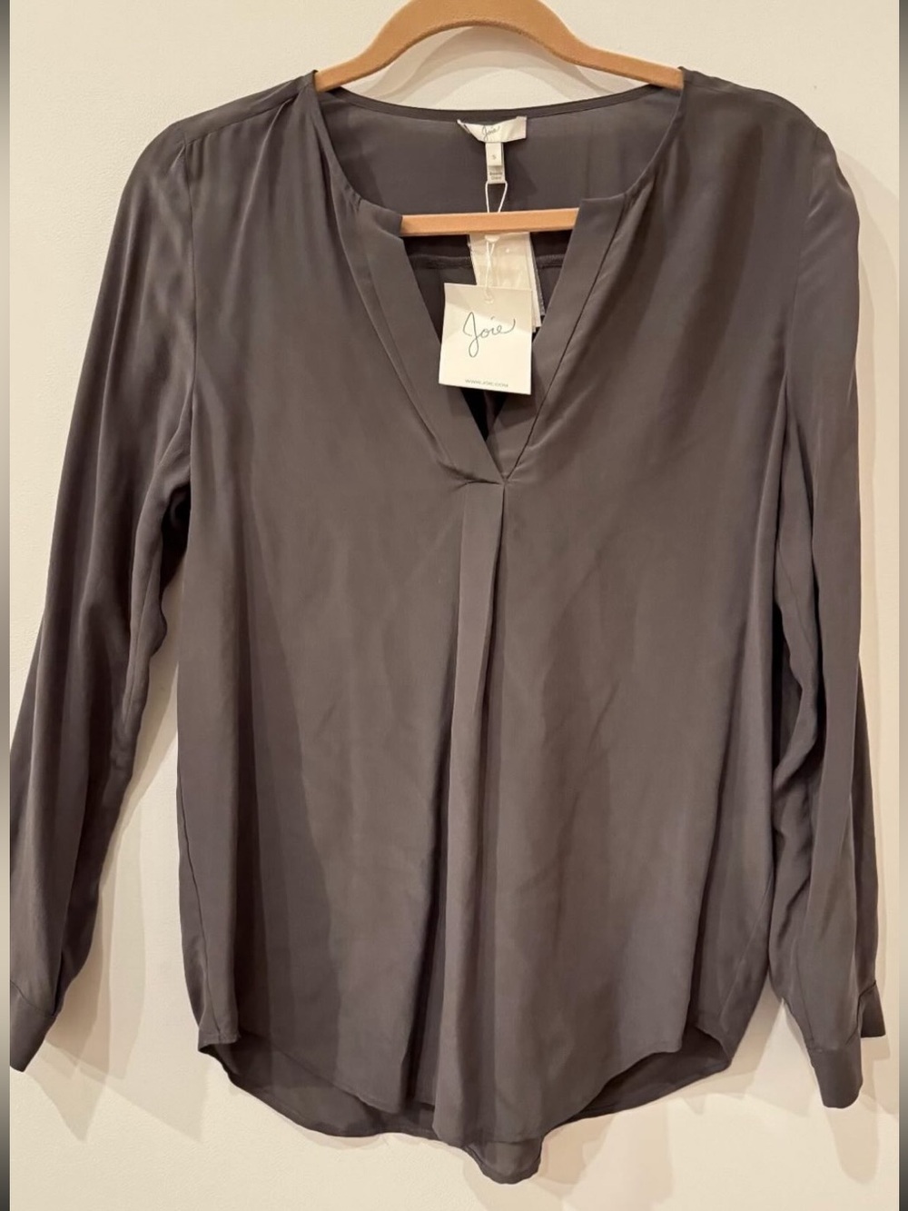 Joie Charcoal Gray V-Neck Long Sleeve Blouse
